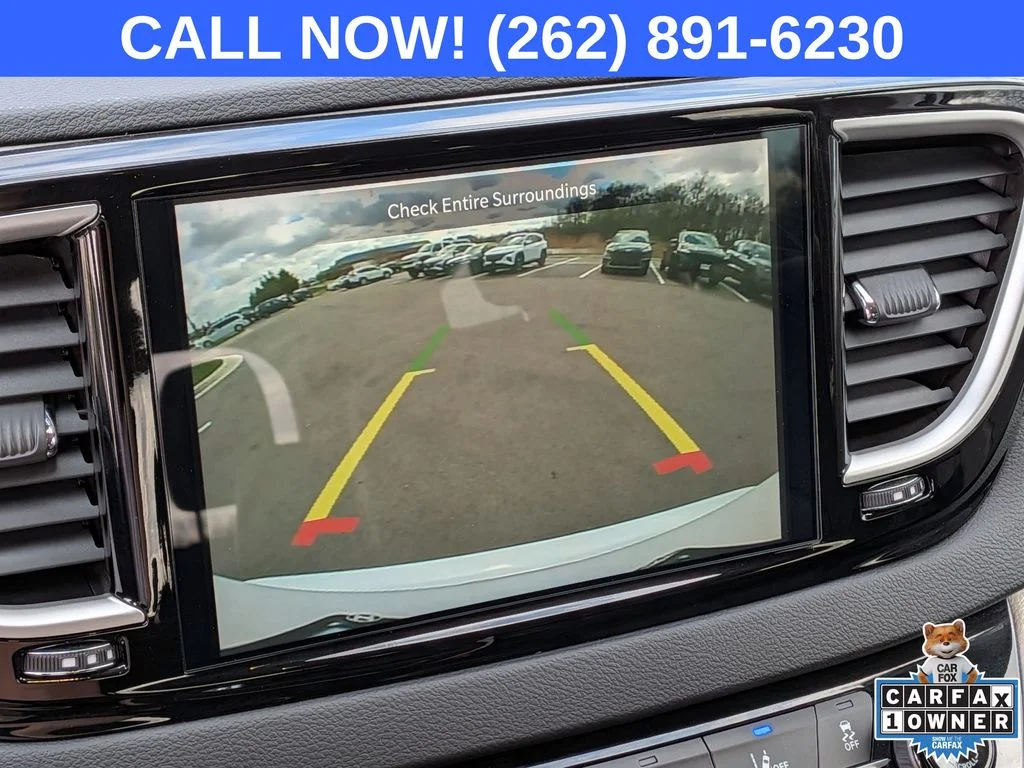 Used 2024 White Chrysler Touring L image 18