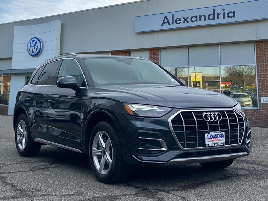 2023 Audi Q5 40 Premium's photo
