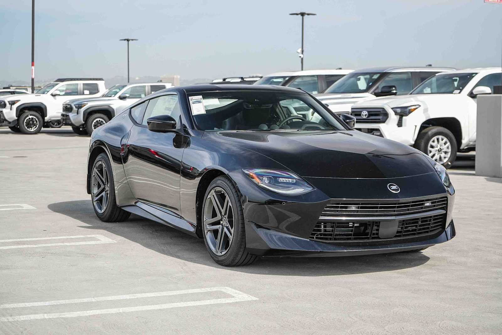 New 2027 Black Diamond Pearl Nissan Sport image 3