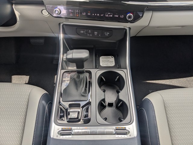 New 2026 Ivory Silver Kia SX Prestige image 23