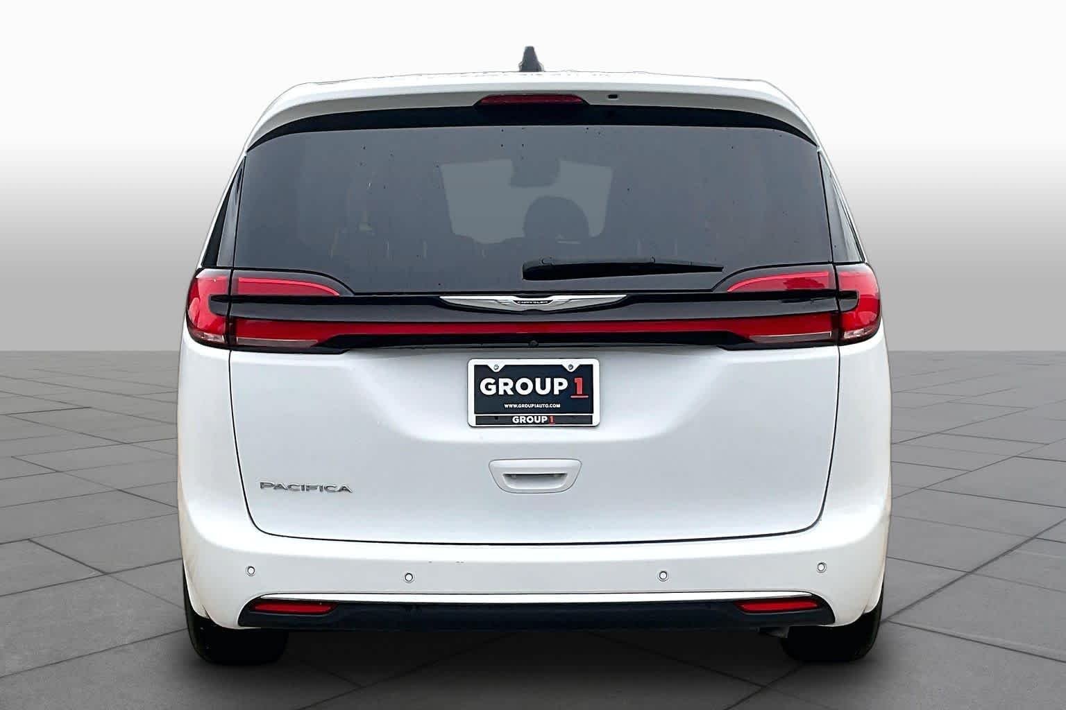 Used 2024 Bright White Clearcoat Chrysler Touring L image 5