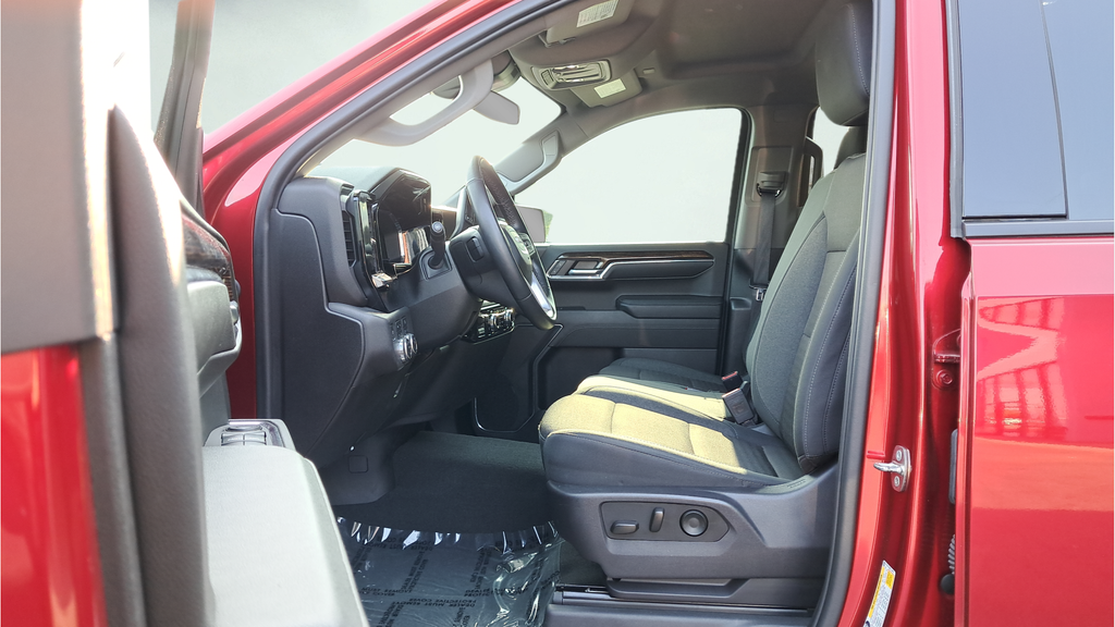 Used 2024 Red GMC Elevation image 10