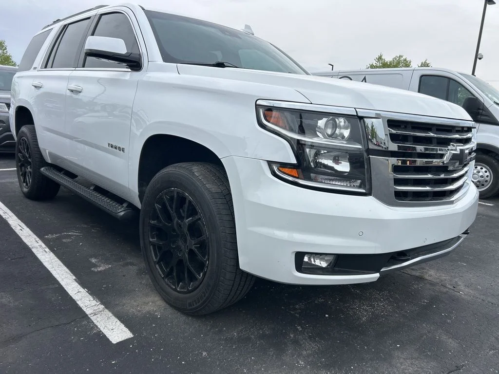 Used 2019 White Chevrolet LT image 3