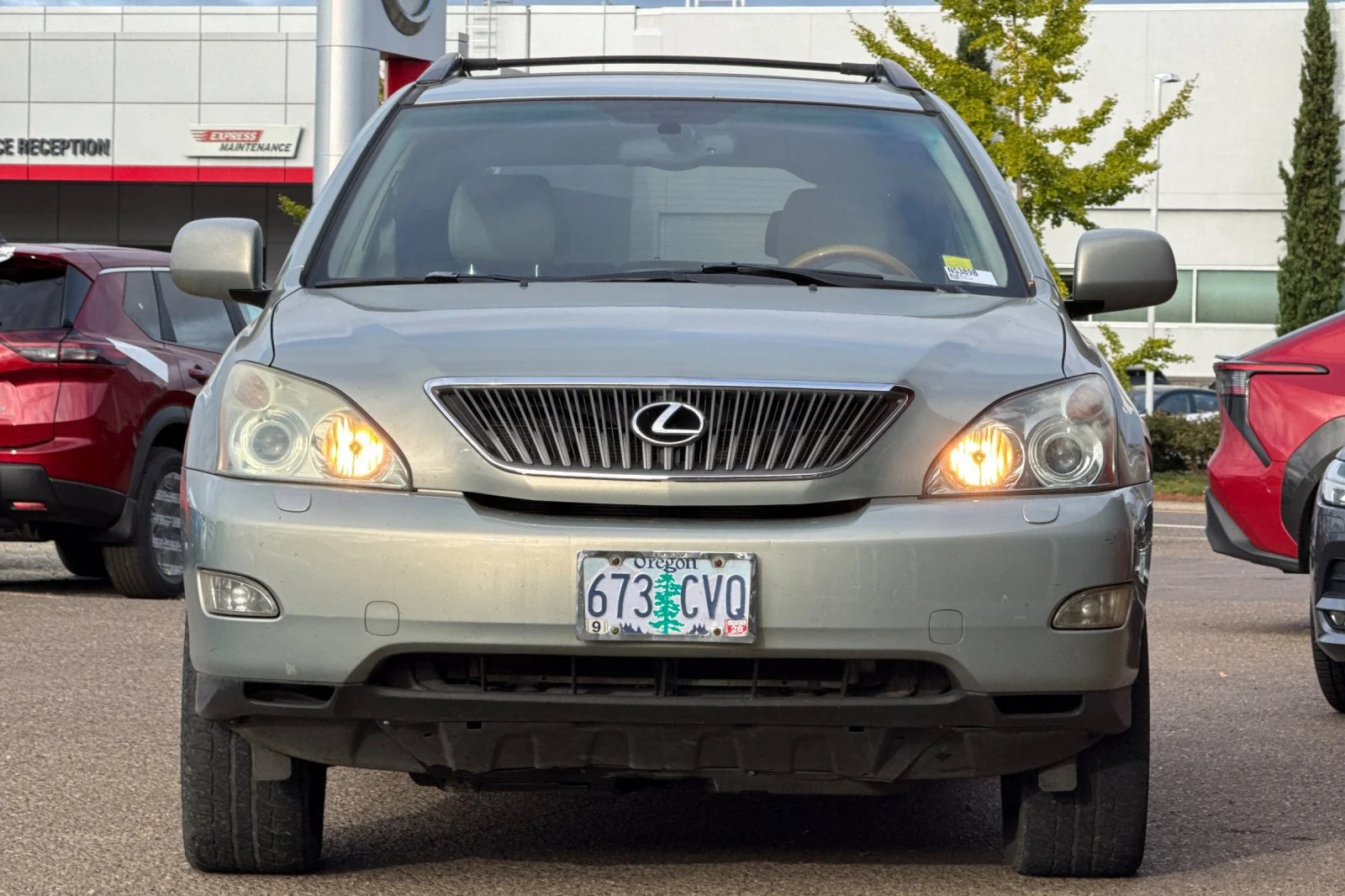 Used 2004  Lexus  image 6