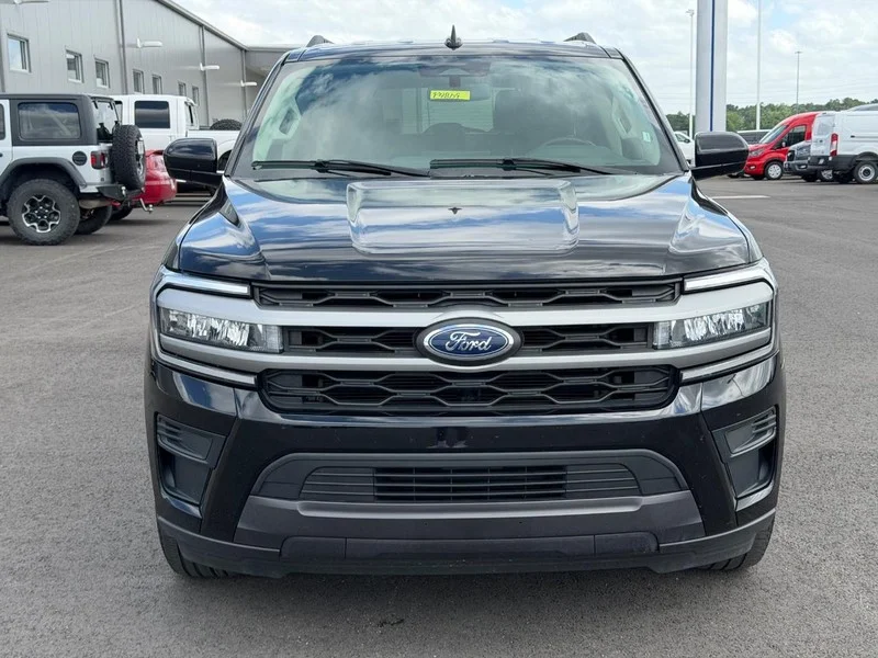 Certified Used 2024 Agate Black Metallic Ford XLT image 2