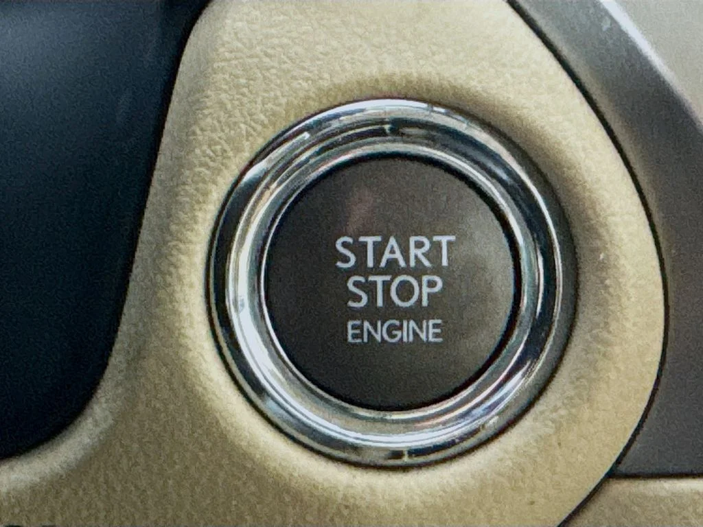 Used 2013 White Lexus 350 image 20
