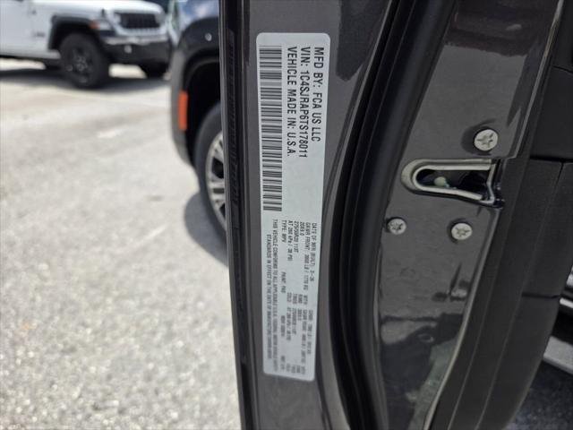 New 2026 Baltic-Gray Metallic Clear-Coat Exterior Paint Jeep Grand Wagoneer image 18