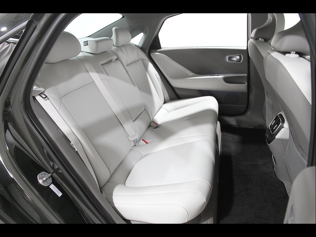 2024 Hyundai IONIQ 6 SEL - Photo 18
