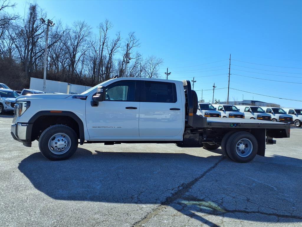 New 2026 Summit White GMC Pro image 24