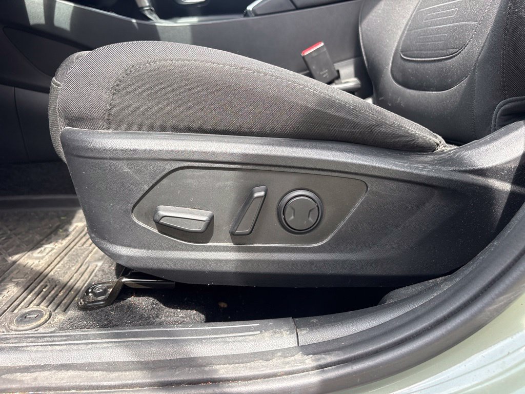 Used 2024 Green Hyundai SEL image 10
