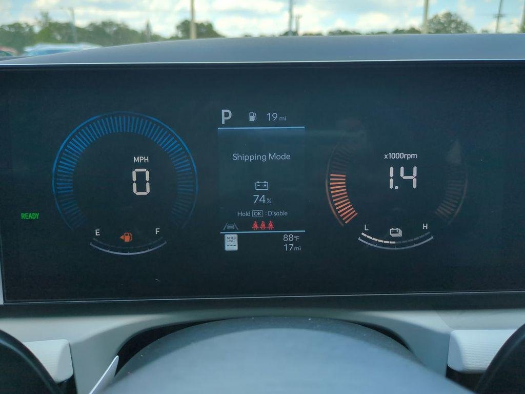 New 2026 White Hyundai SEL AWD image 34