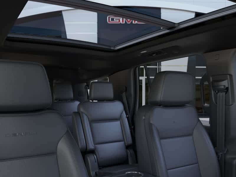 2026 GMC Yukon Denali - Photo 24