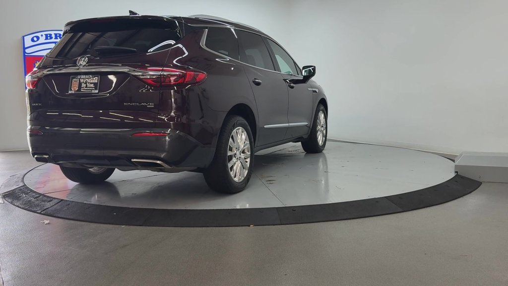 Used 2018 Black Cherry Metallic Buick Essence image 5