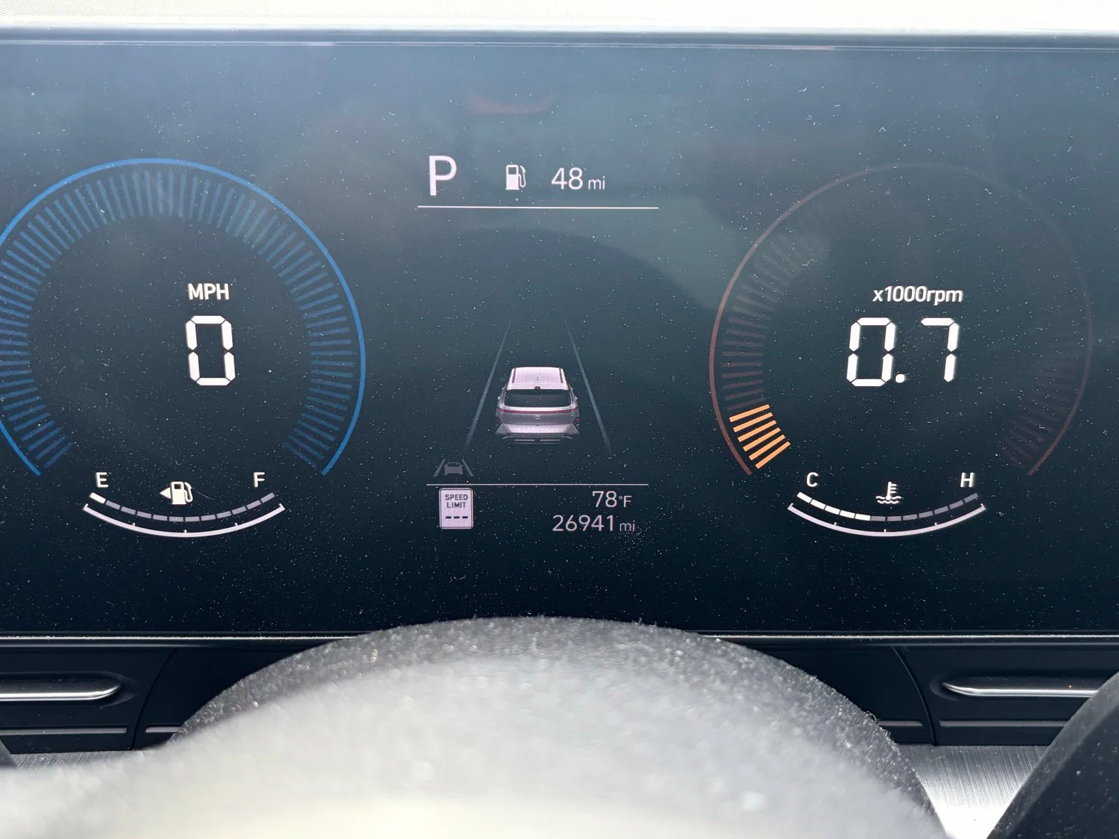 Used 2024 Black Hyundai SEL image 9