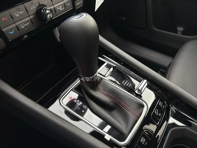 New 2026 White Jeep Trailhawk image 19