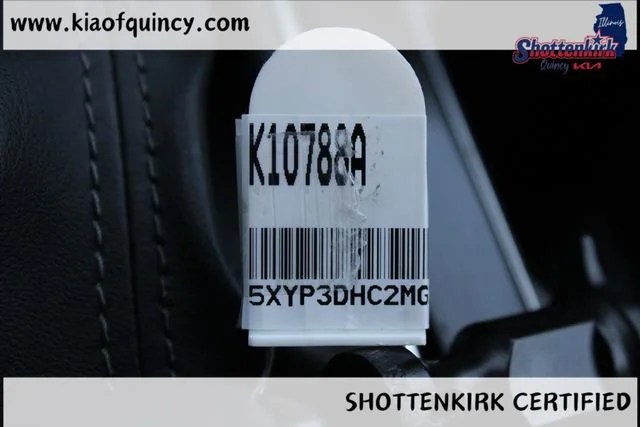 Used 2021 White Kia EX image 39