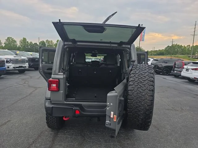 Used 2021 Gray Jeep Unlimited Rubicon image 13