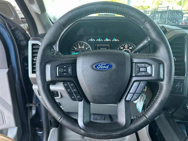Used 2019 Blue Ford XLT image 15