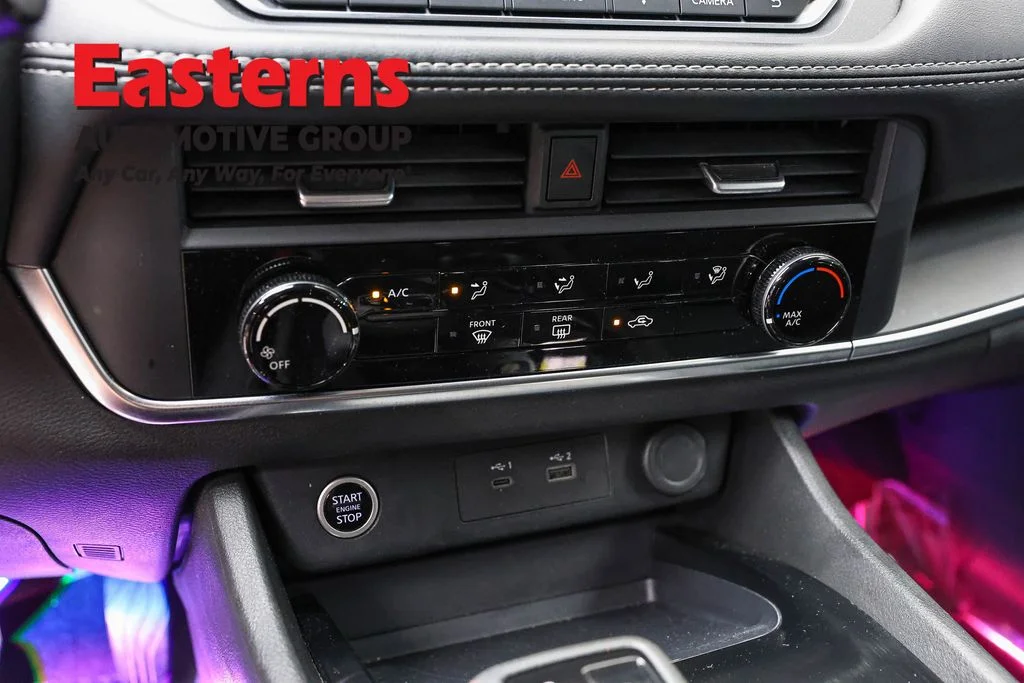 Used 2023 Red Nissan S image 20