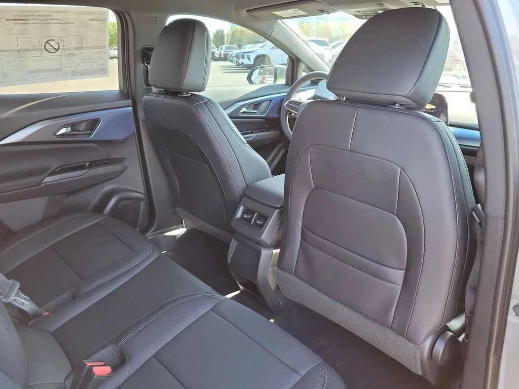New 2026 Sterling Gray Metallic Chevrolet LT image 20