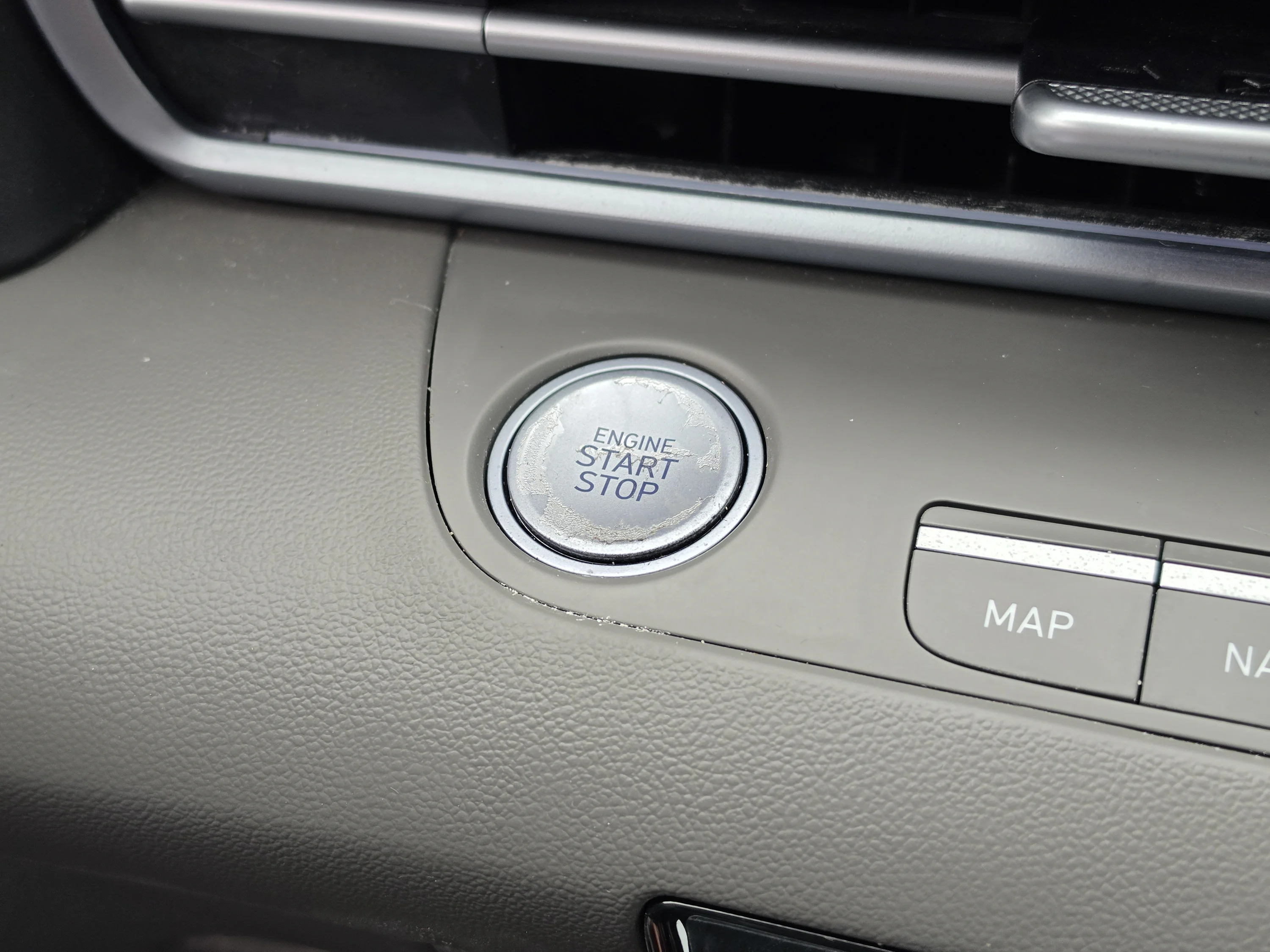 Used 2025 Amazon Gray Hyundai SEL Convenience image 35