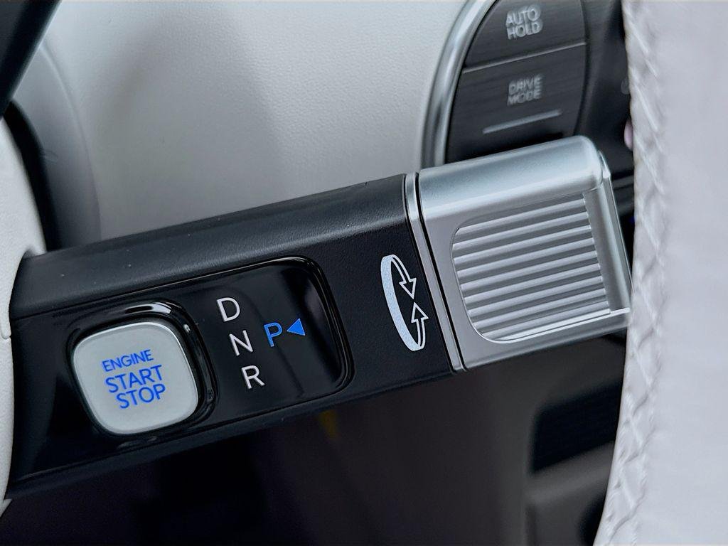 New 2026 Abyss Black Pearl Hyundai Blue SEL Premium 7P image 13
