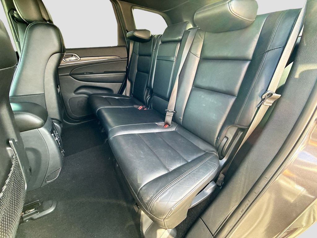 Used 2020 Gray Jeep Limited image 20