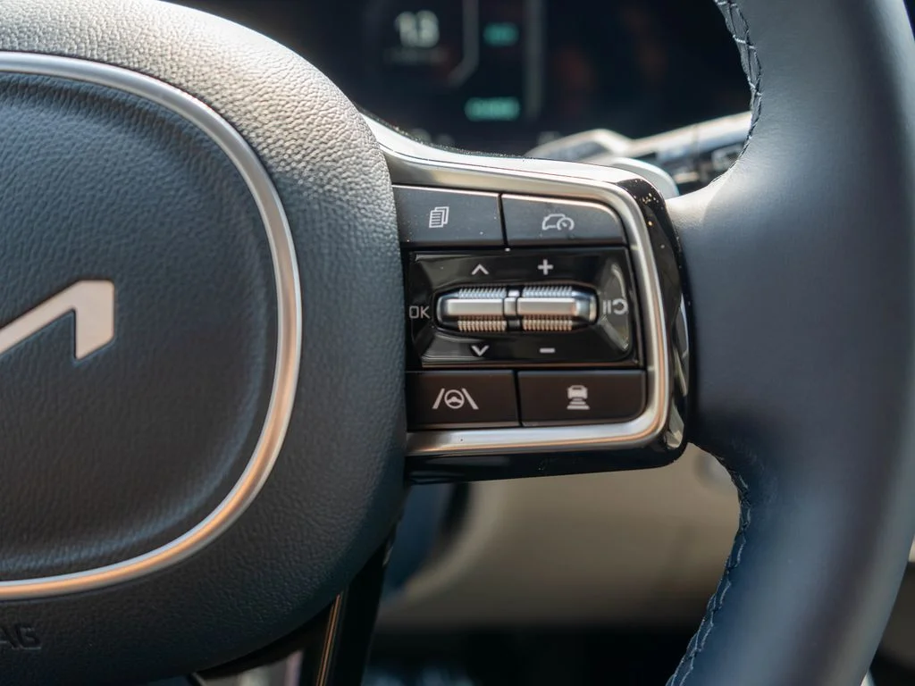 New 2026 White Kia SX Prestige image 23