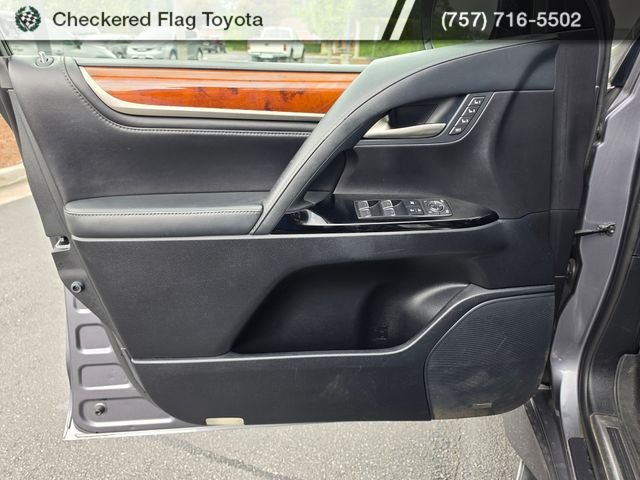 Used 2018 Nebula Gray Pearl Lexus 570 image 20