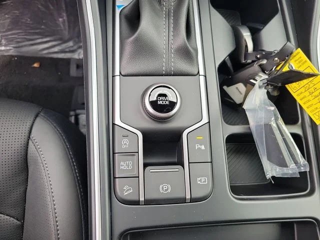 2025 Kia Sorento S - Photo 21