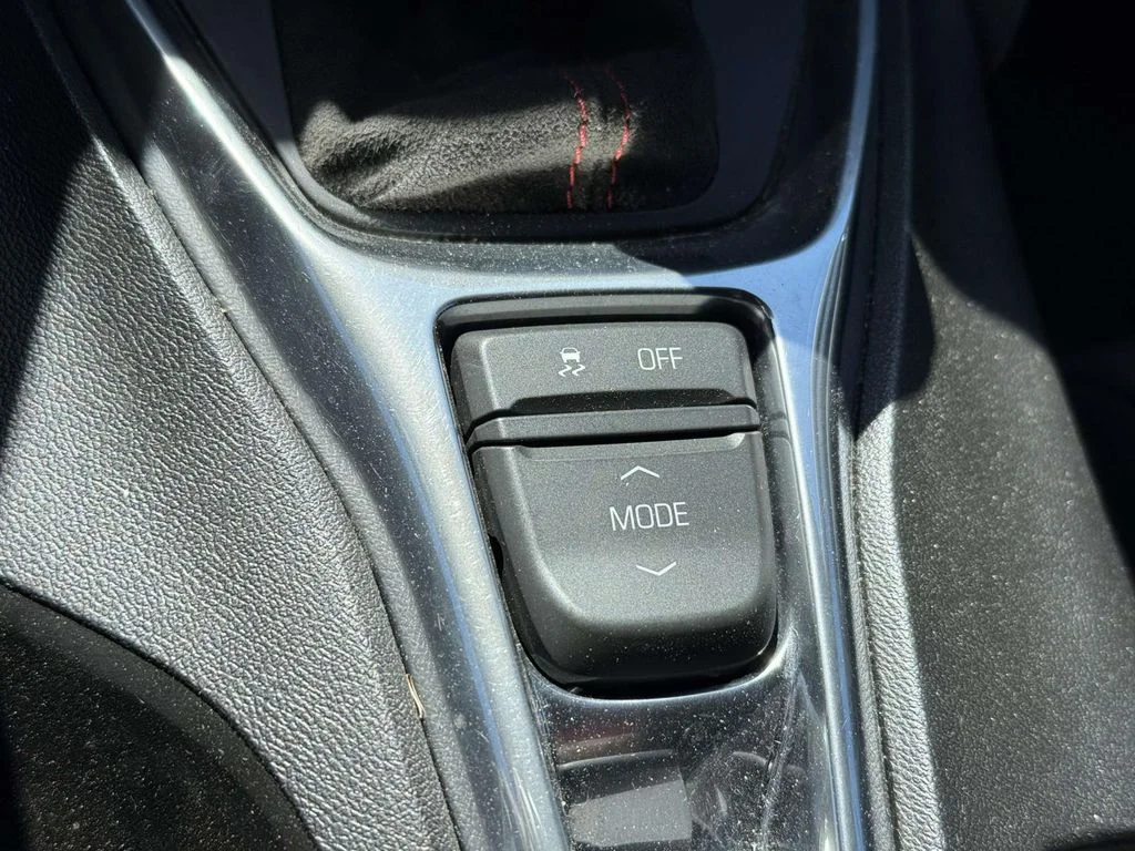 Used 2017 White Chevrolet ZL1 image 30