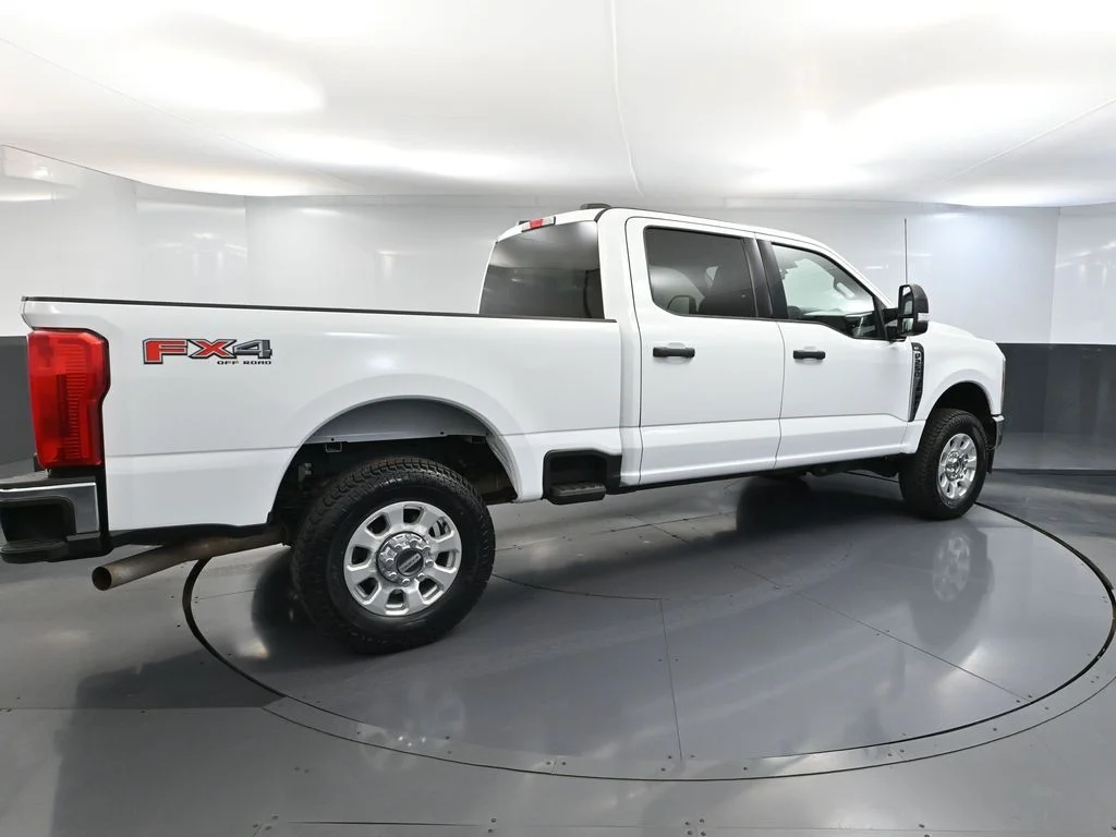 2023 Ford F-250 Super Duty XLT - Photo 6