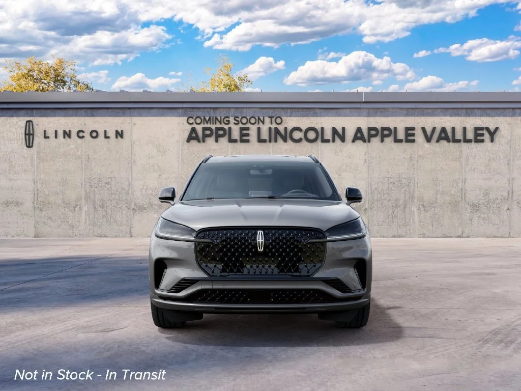 New 2027 Gray Lincoln Premiere image 3