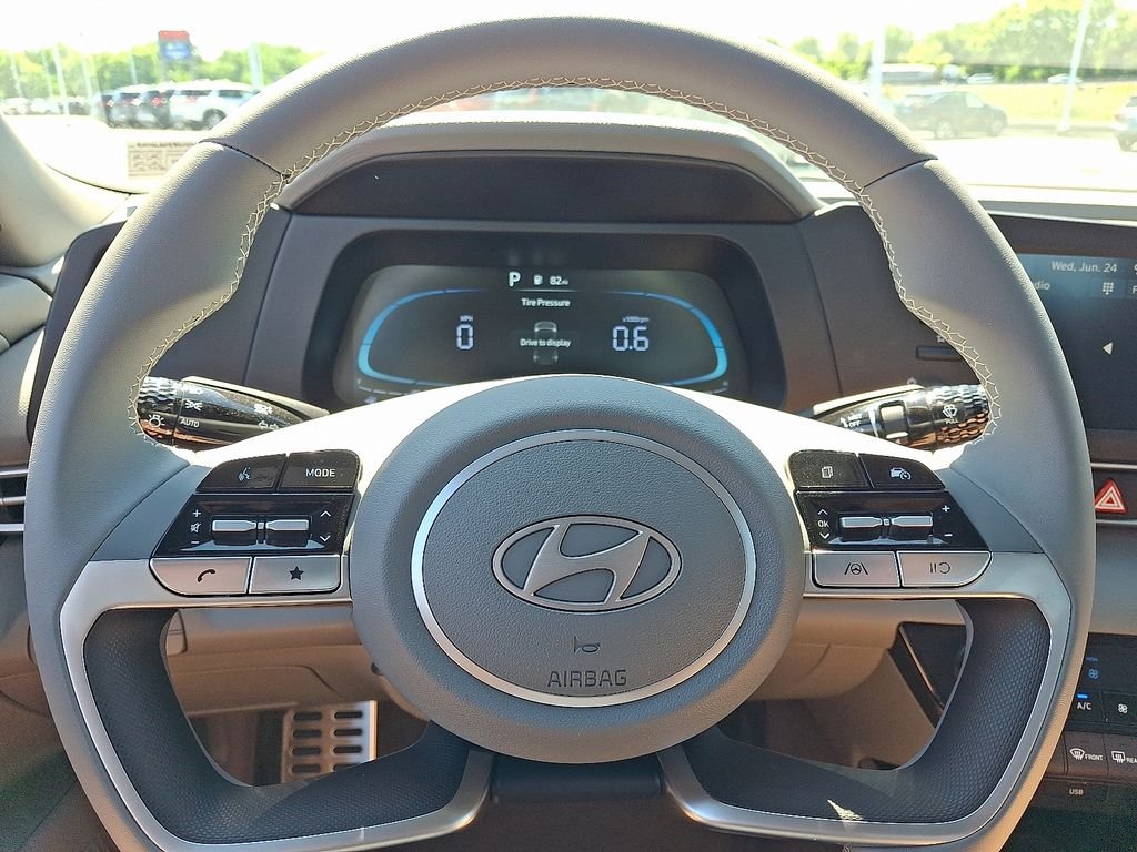 Used 2026 Gray Hyundai SEL Sport image 20