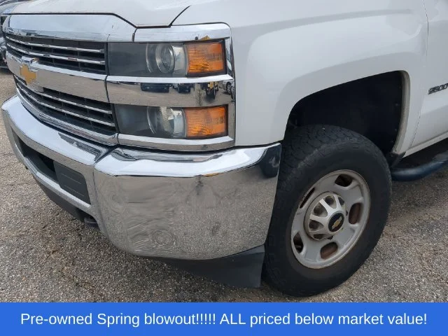Used 2016 White Chevrolet Work Truck image 7