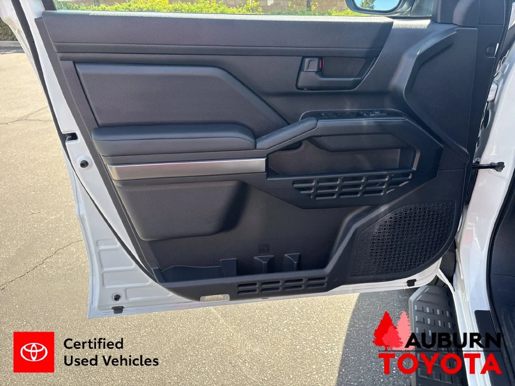 Certified Used 2025 Ice Cap Toyota SR5 image 10
