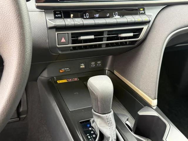 Used 2026 White Toyota LE image 21