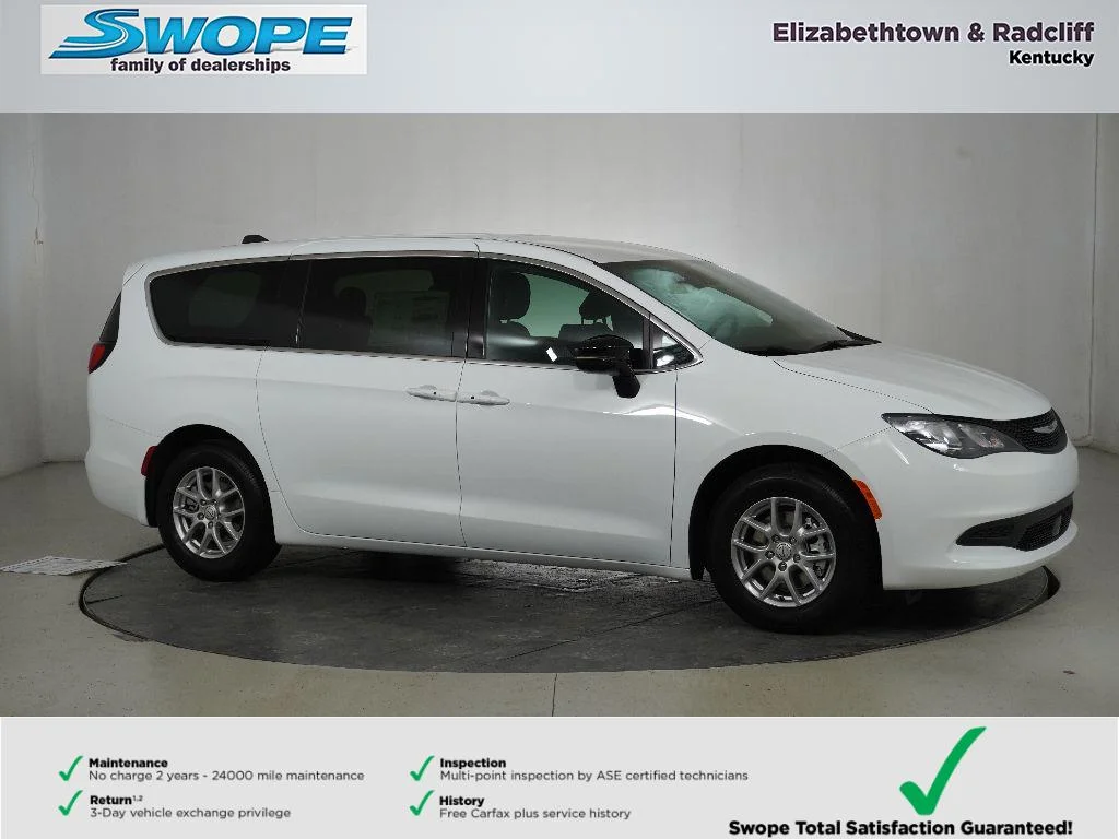 2026 Chrysler Voyager LX's photo