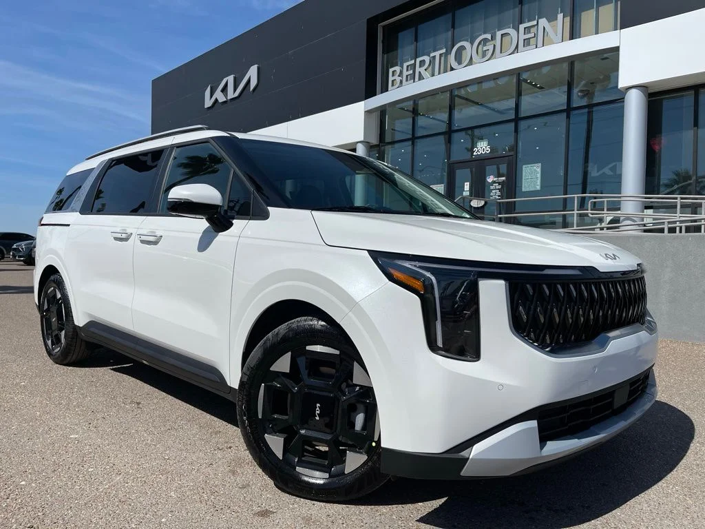 2026 Kia Sedona EX's photo