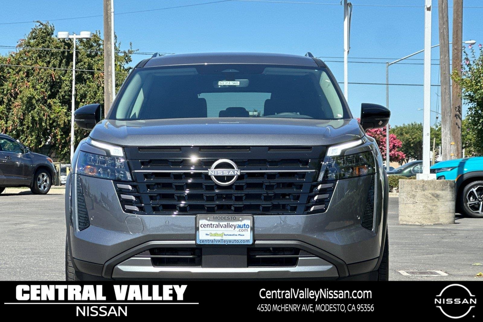 New 2026 Gun Metallic Nissan SL image 9