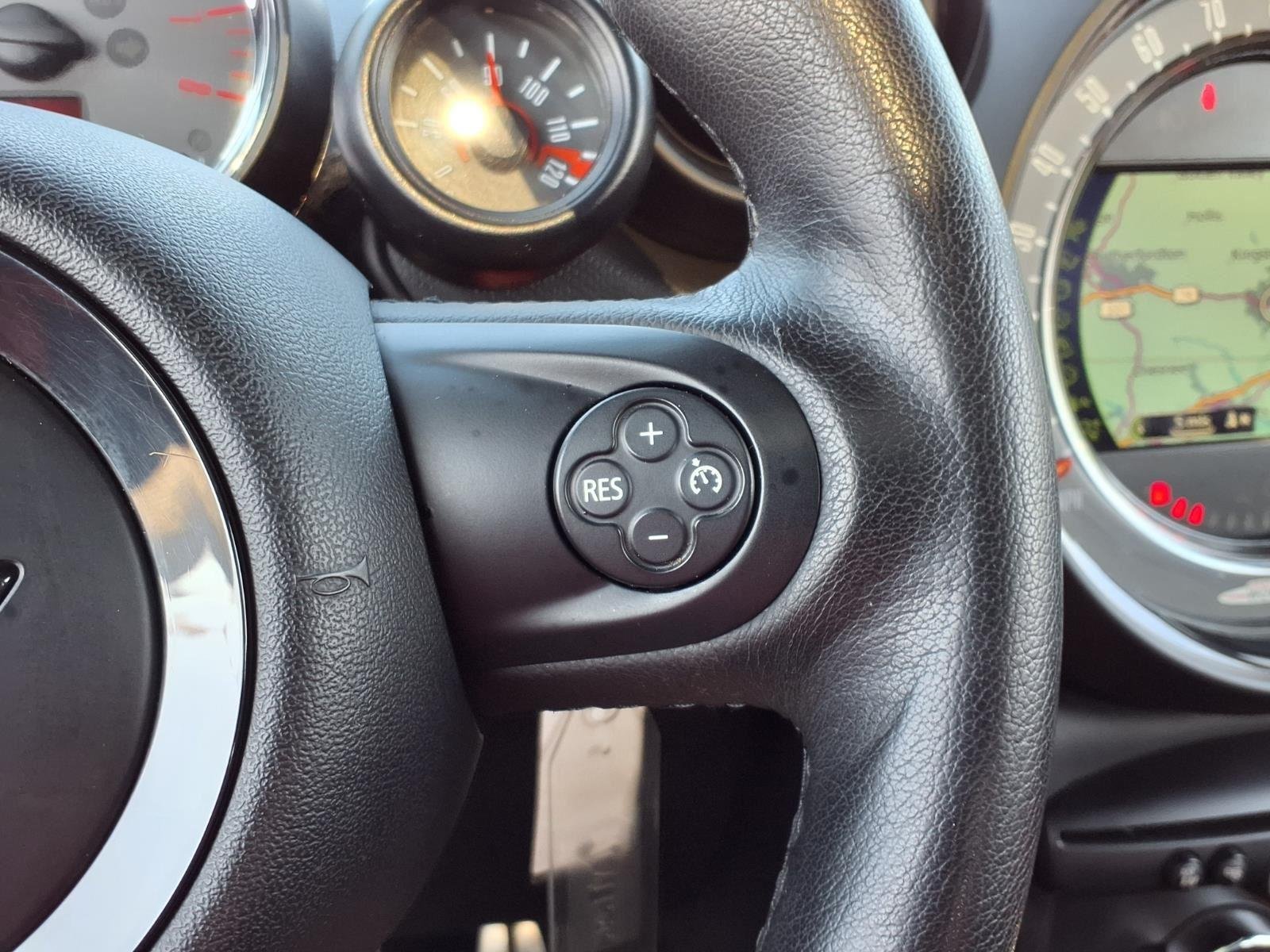 Used 2015 Absolute Black Metallic MINI John Cooper Works image 27