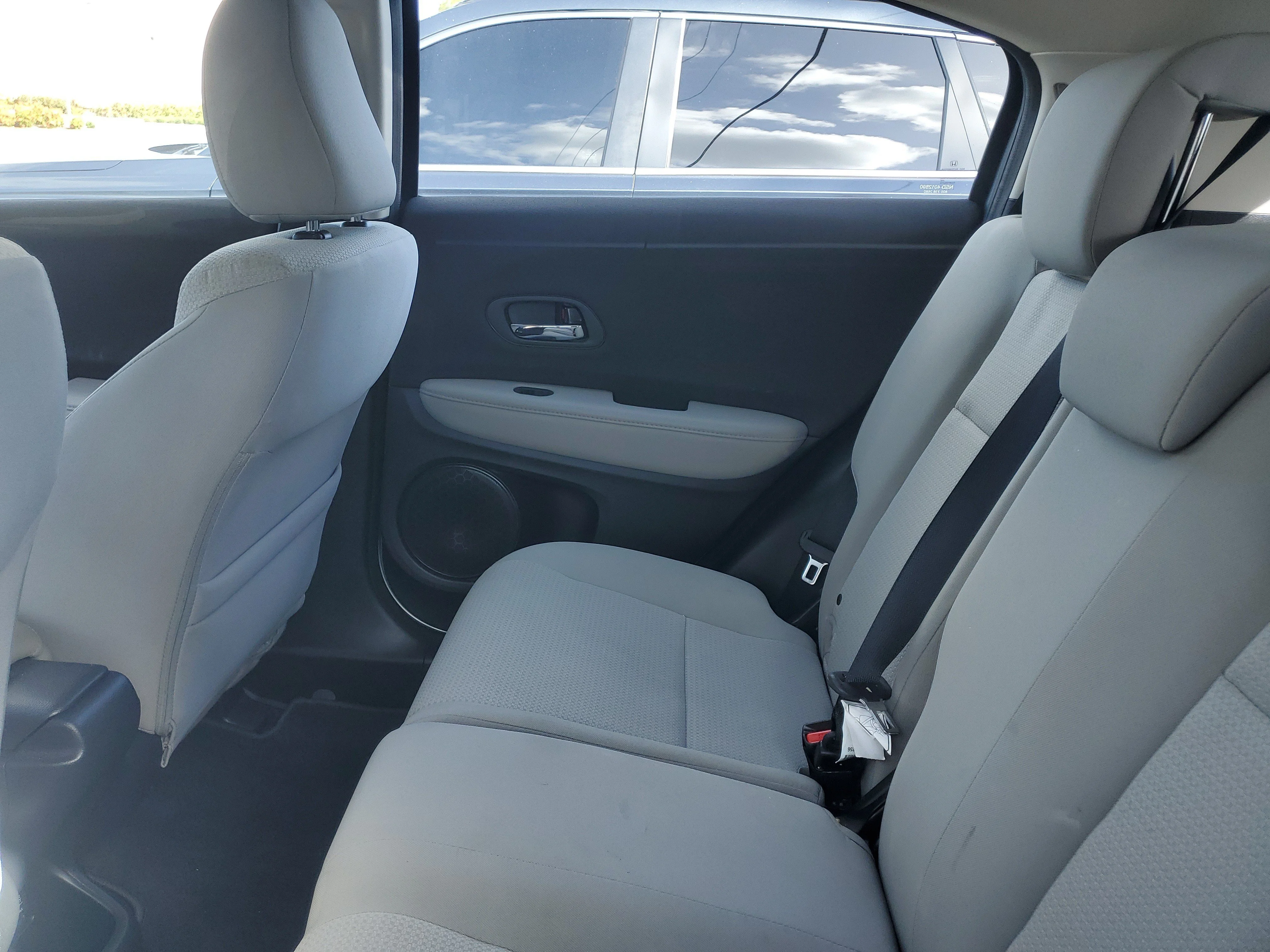 Used 2019 Silver Honda LX image 9