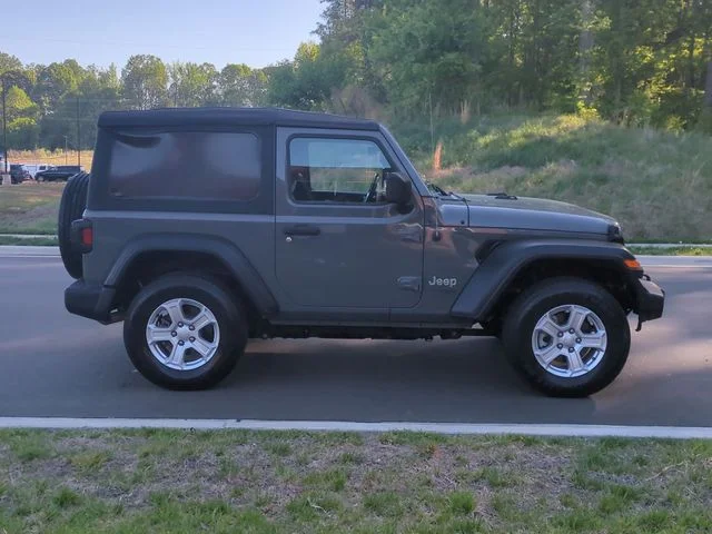 Used 2020 Gray Jeep Sport S image 14
