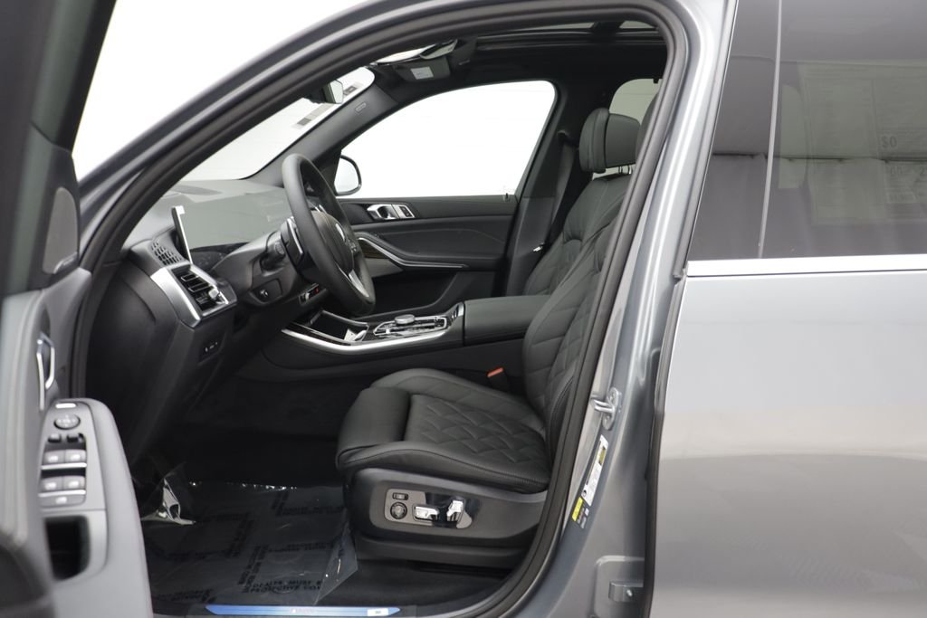 New 2026 Gray Metallic BMW xDrive50e image 7