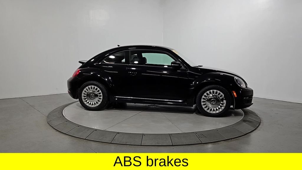 Used 2016  Volkswagen 1.8T SE image 6