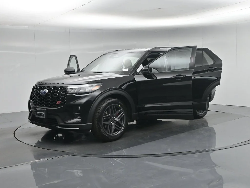 New 2026 Agate Black Metallic Ford ST image 31