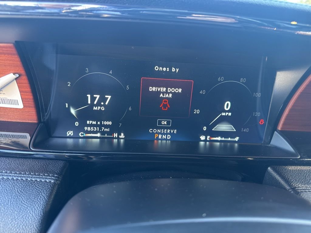 Used 2019 Black Metallic Lincoln Reserve image 21