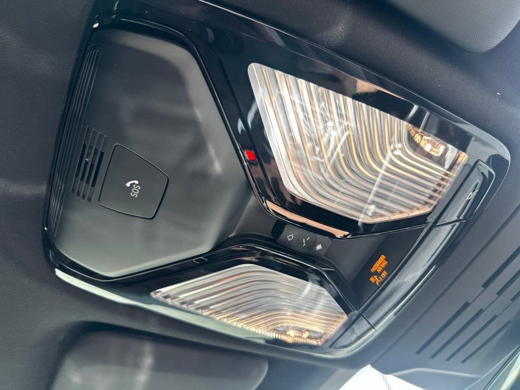 New 2026 Skyscraper Grey Metallic BMW xDrive50e image 28