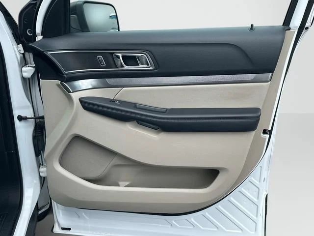 Used 2019 Oxford White Ford XLT image 21