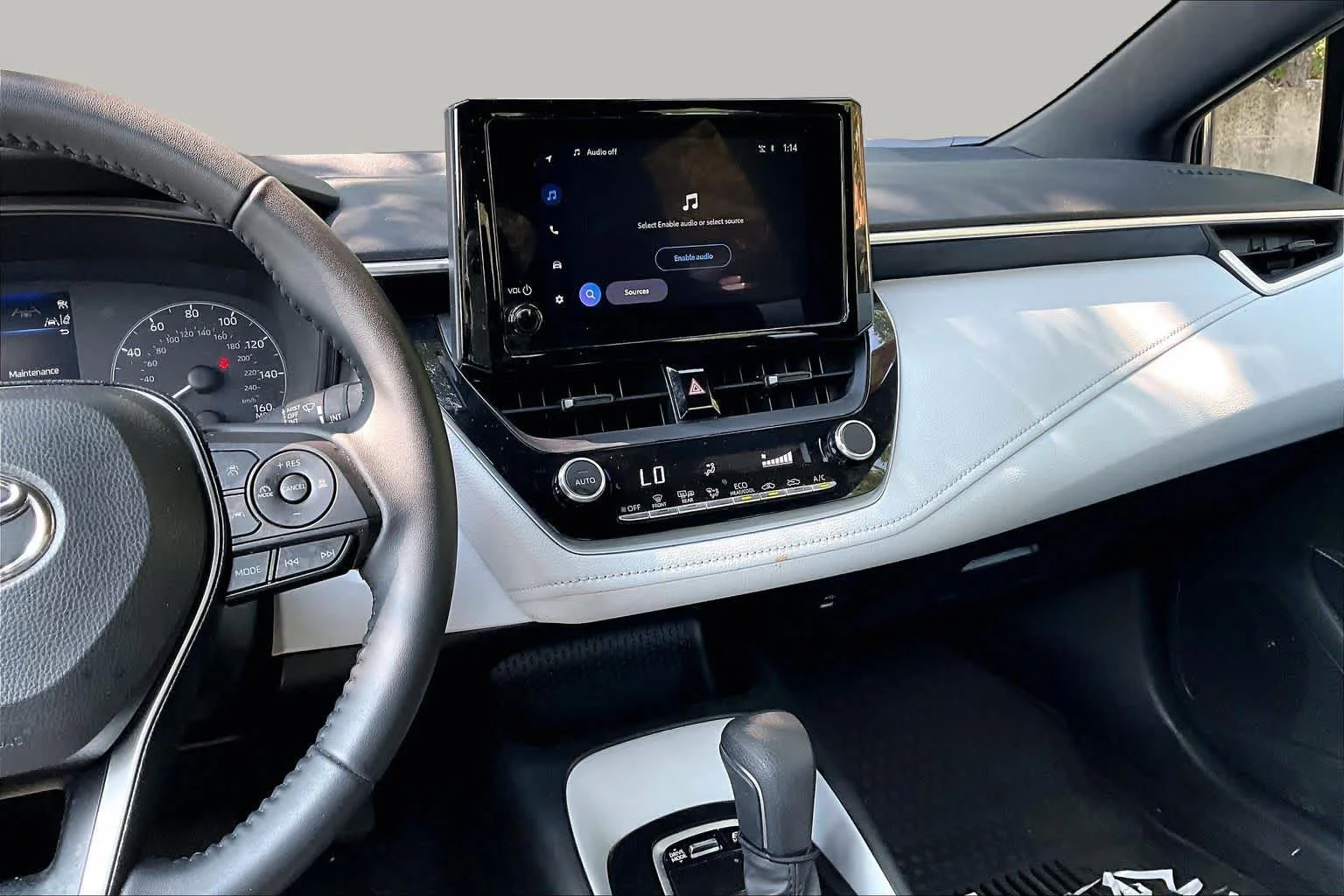 Used 2025 Underground Toyota Hybrid SE image 7